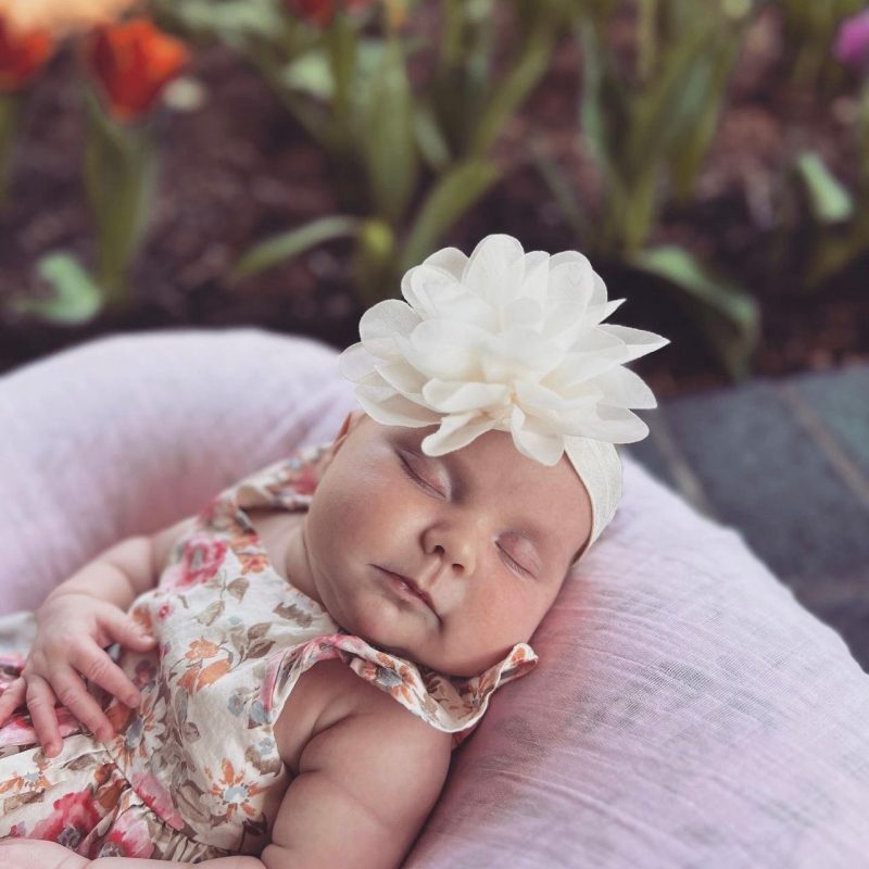 baby at botanical garden